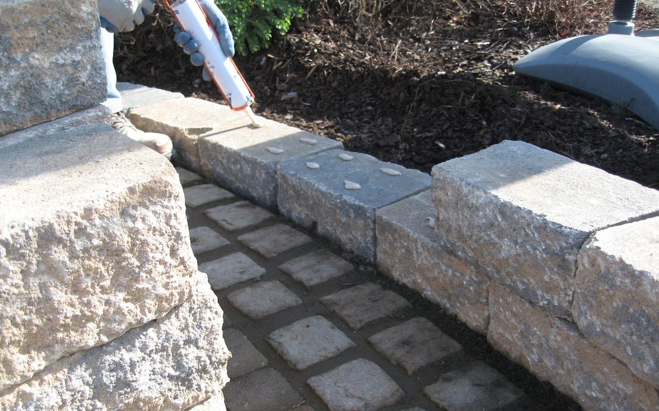 How to build your own garden wall using Garden Stone - Homeowner