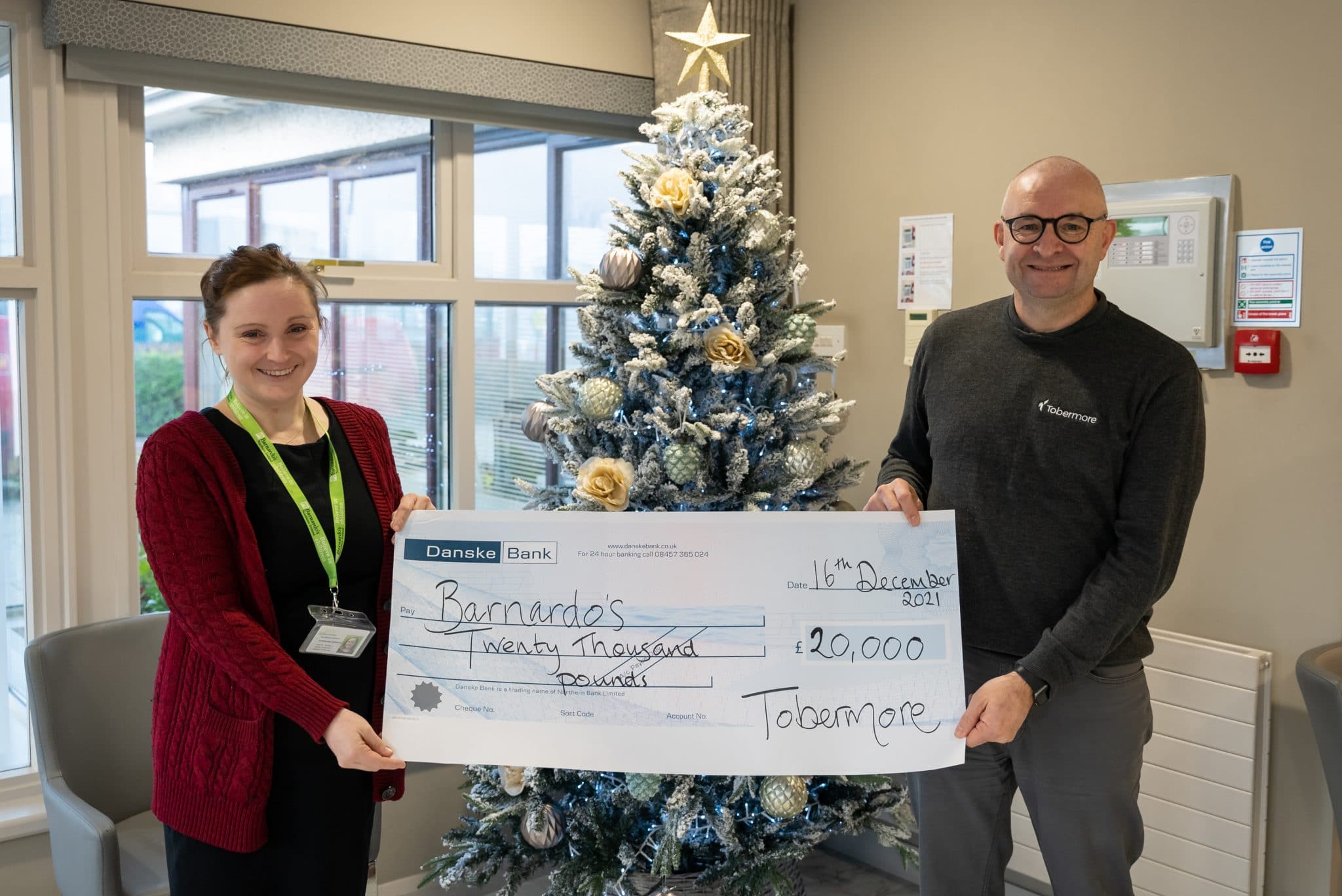 Glenn Robinson, Tobermore GM presenting cheque to Barnardos