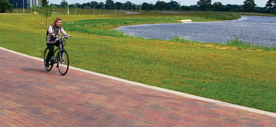 professional permeable paving banner